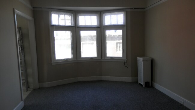 Building Photo - 1060 Powell St