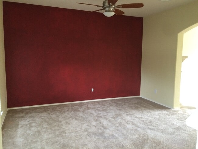Building Photo - 3604 Sandy Brook Dr
