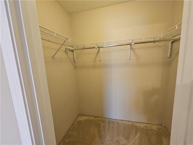 Building Photo - 518 Ten Point Ln