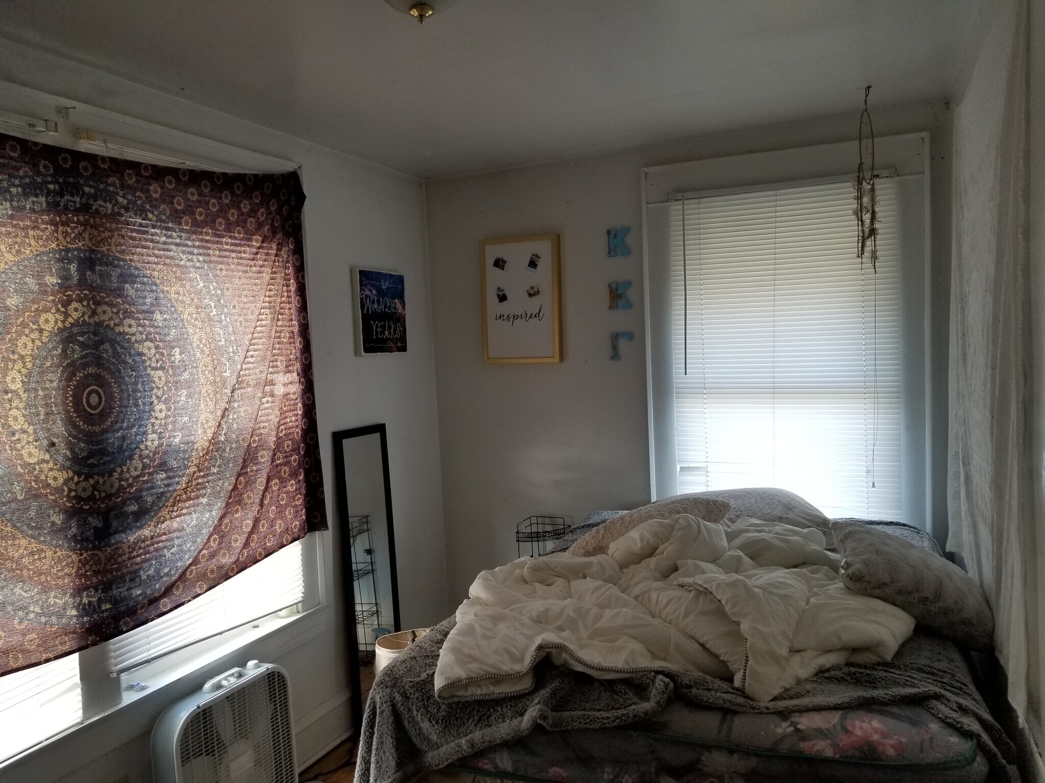 Building Photo - 669 Price St