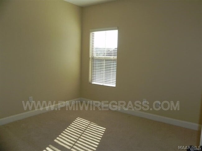 Building Photo - 87 Freedom Heights