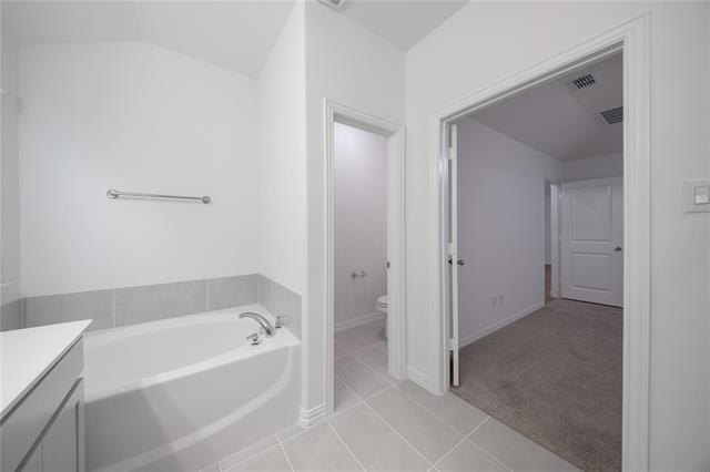 Building Photo - 1610 Dove Dr