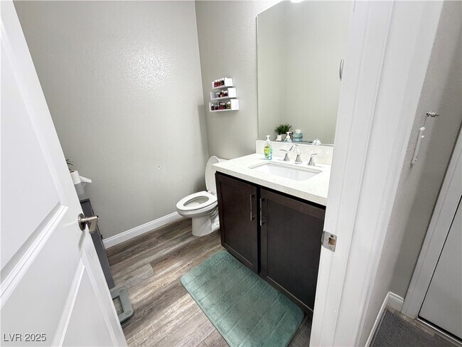 Building Photo - 8480 Warbonnet Way