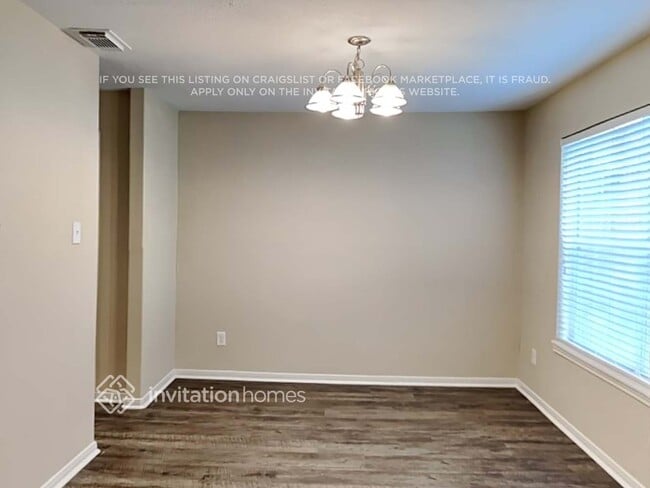 Building Photo - 308 Glade Bridge Ln