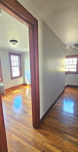 Building Photo - 235 Foxon Rd