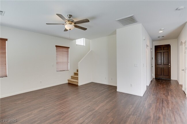 Building Photo - 4409 Santa Clarita Ave