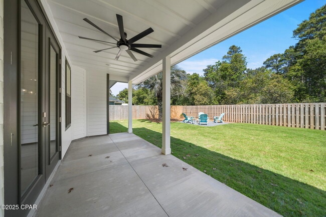 Building Photo - 145 Manistee Dr