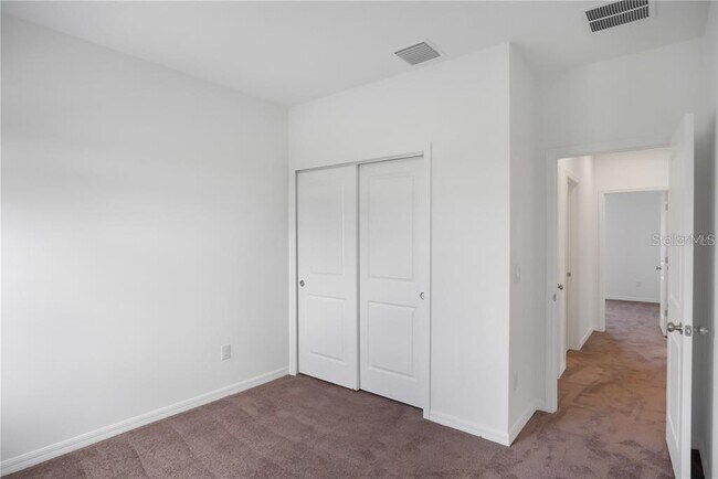 Building Photo - 5719 Maidenstone Way
