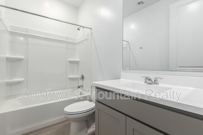 Building Photo - 22862 E Bonanza Way