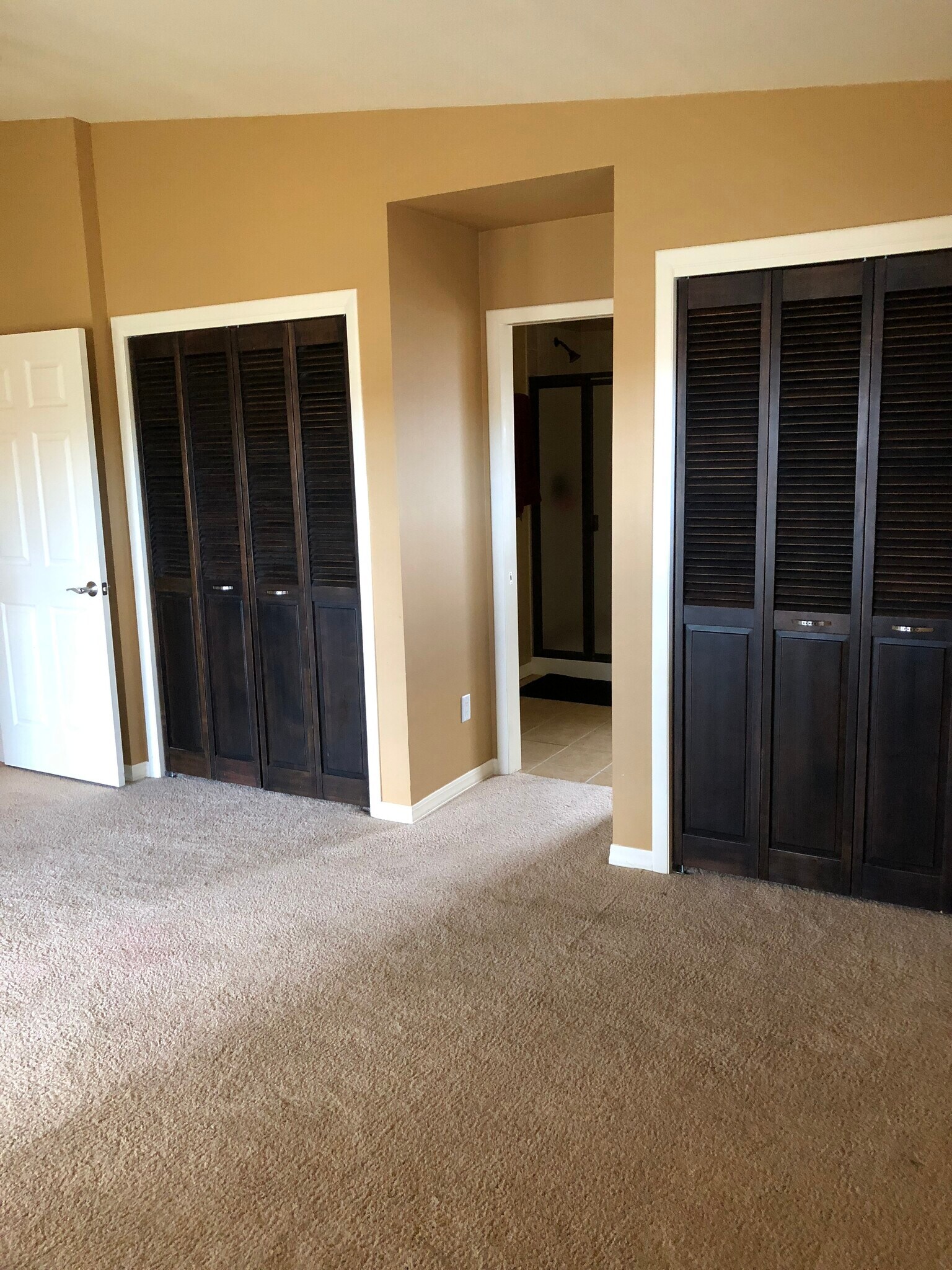 Building Photo - 310 SE Dilke St