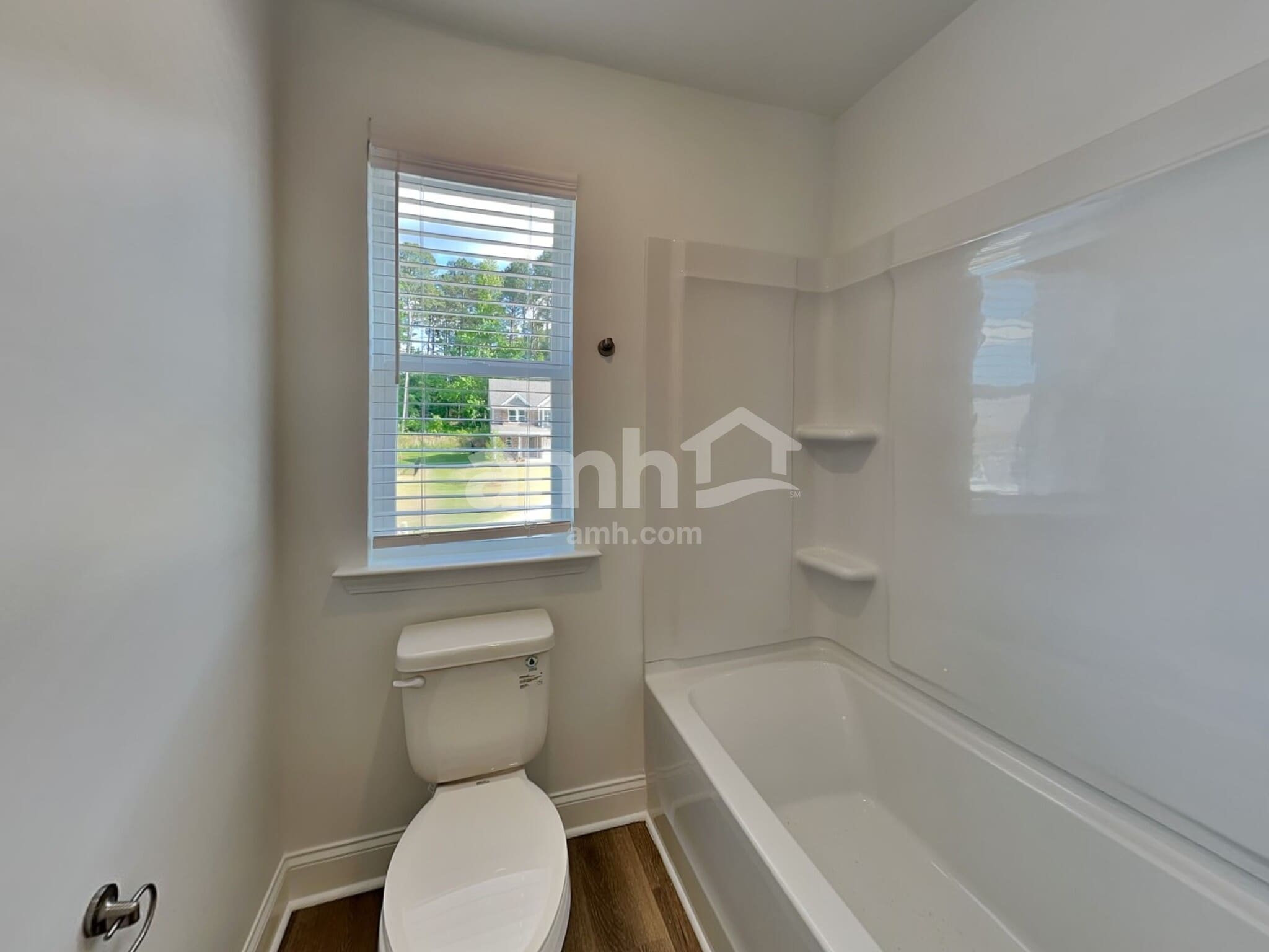 Building Photo - 1688 Aquamarine Dr