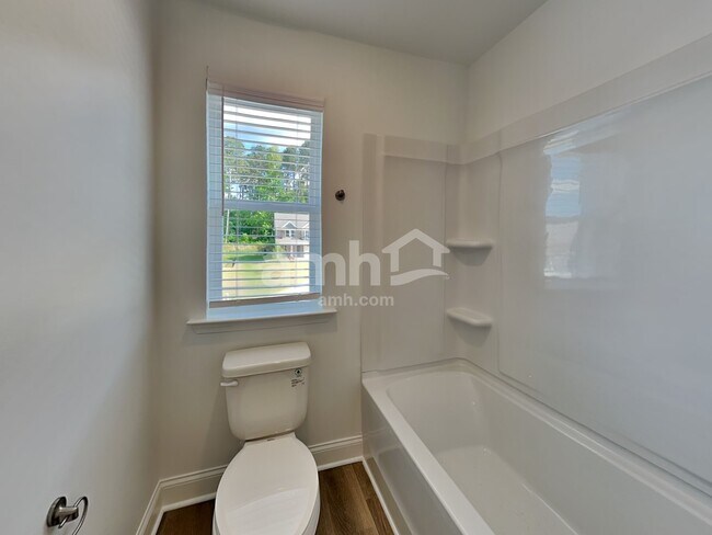 Building Photo - 1628 Aquamarine Dr