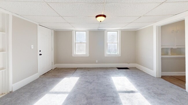 Building Photo - Clark / Fulton Area - 4 Bedroom Single Fam...