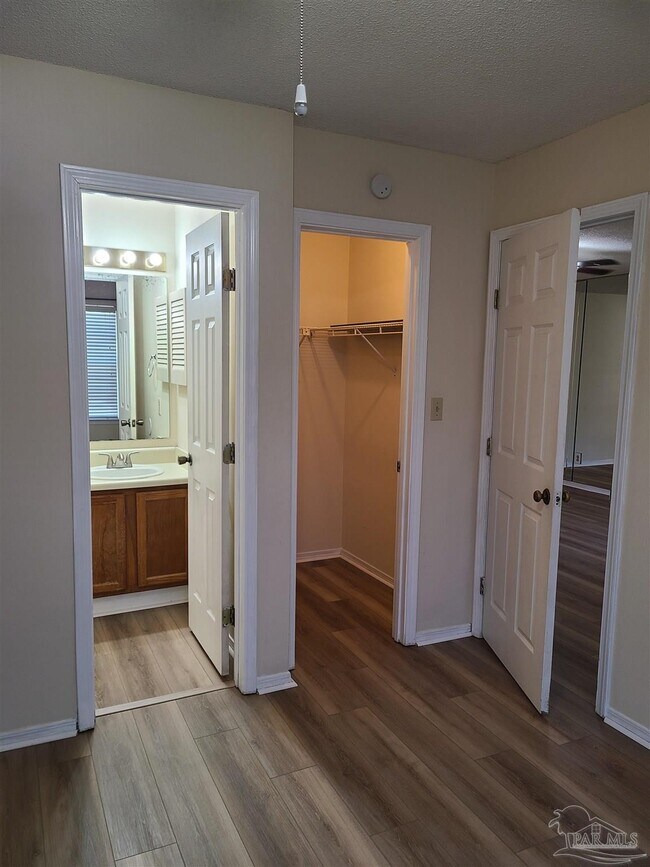 Building Photo - 501 E Burgess Rd