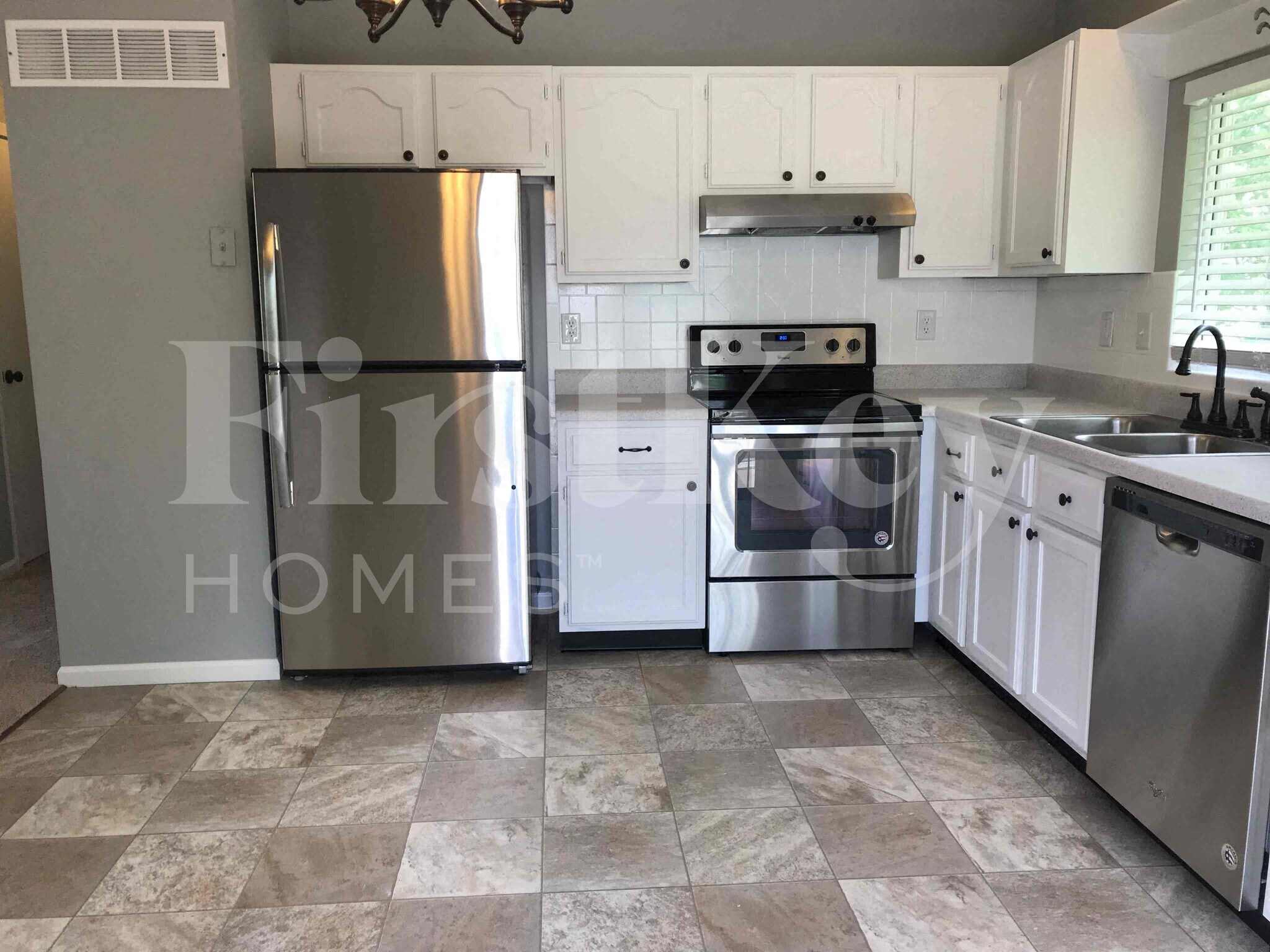 Building Photo - 66 Chip Dr