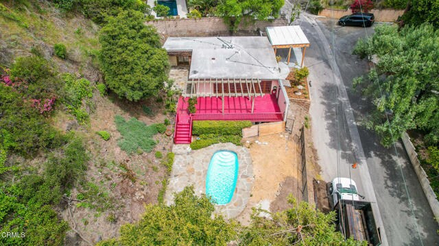 Building Photo - 1450 Benedict Canyon Drive