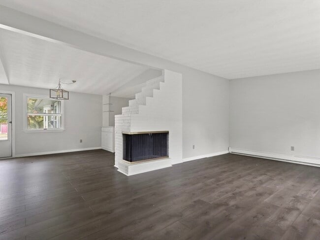 Building Photo - 83 Joseph Rd