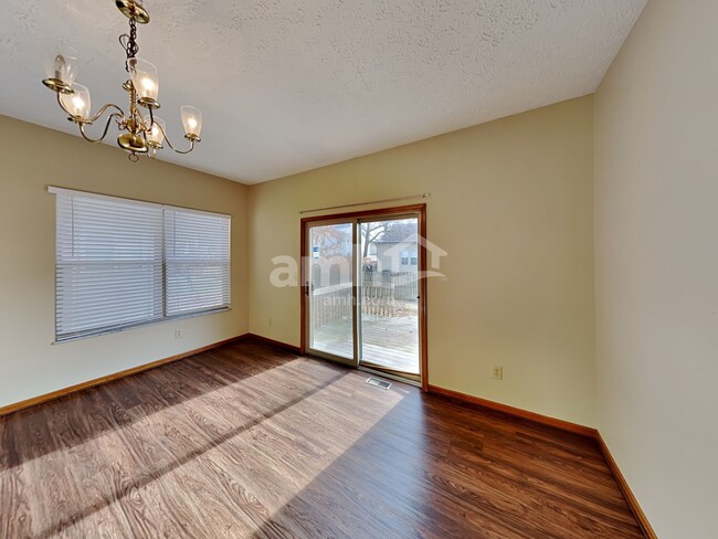 Building Photo - 8845 Amaranth Ct