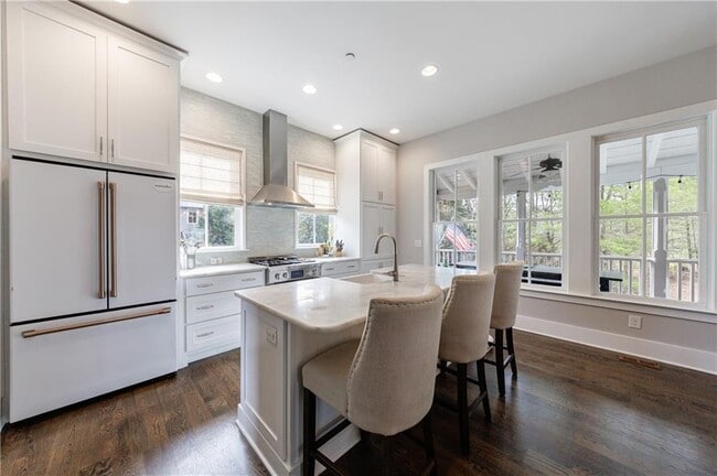 Building Photo - 1000 Loliver Ln