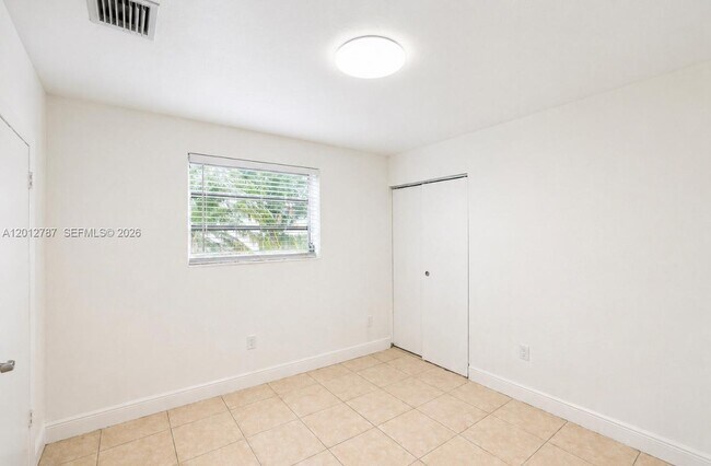 Building Photo - 7190 W 11th Ct