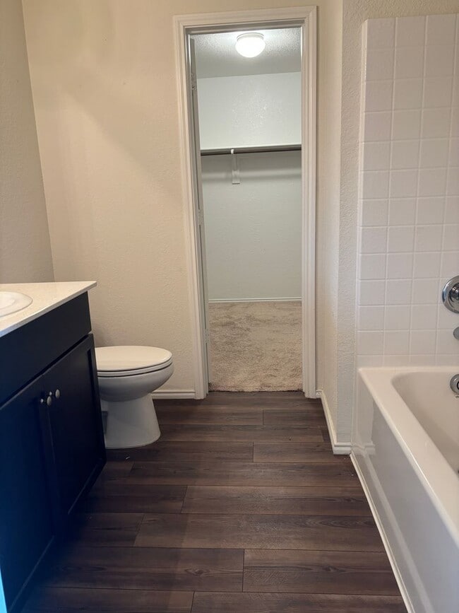 Building Photo - EMISD***3/2/2****
