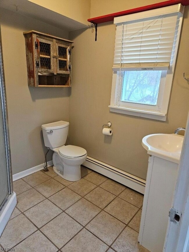 Building Photo - 4 Mill St