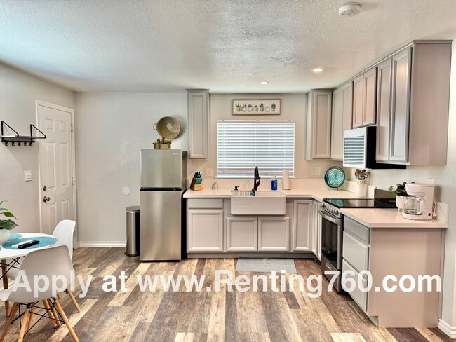 Building Photo - Fully Updated Furnished Studio Near Milita...