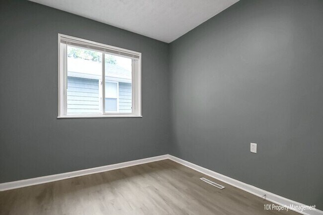 Building Photo - 2918 Azelda Street