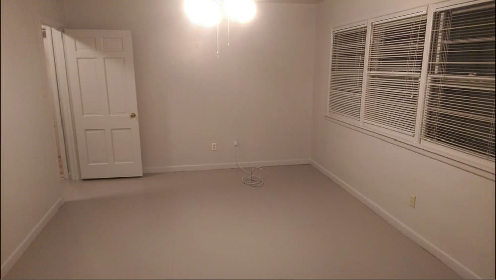Master bedroom - 4016 46th St