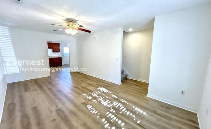 Building Photo - 720 William Howard Pl