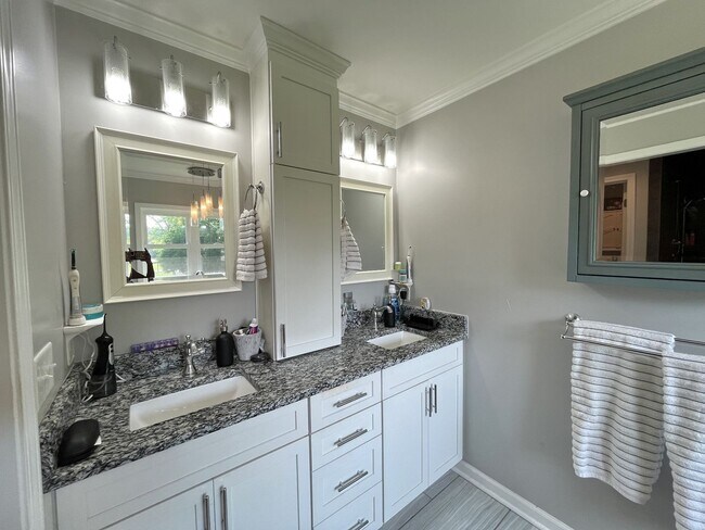 Building Photo - ONE-OF-A-KIND RENTAL ON 16 ACRES | UPDATED...