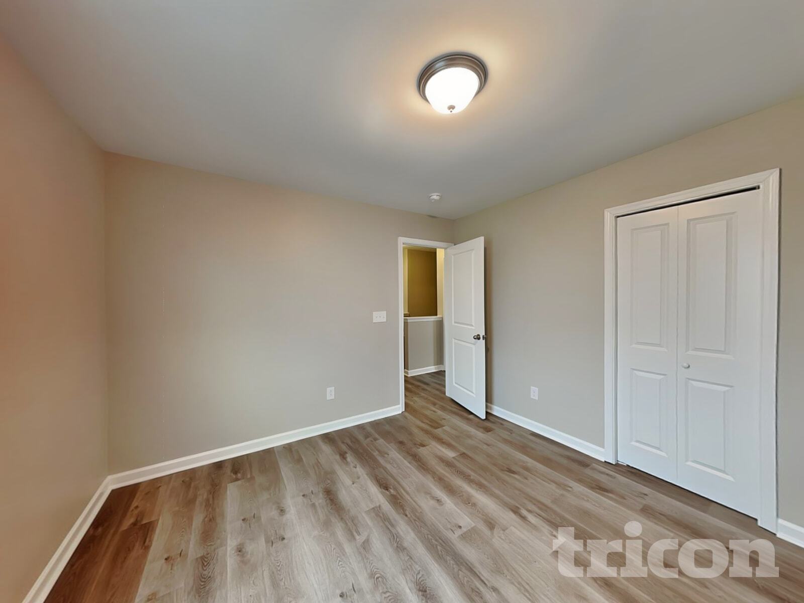 Building Photo - 1868 Belle Arbor Dr