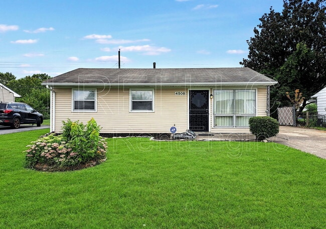 Primary Photo - 4508 E Indian Trail