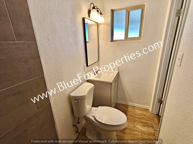 Building Photo - 3310 W Calle Toronja