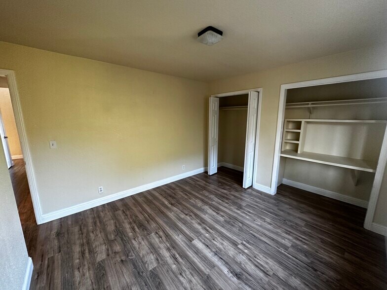 Building Photo - 812 Loma Prieta Dr