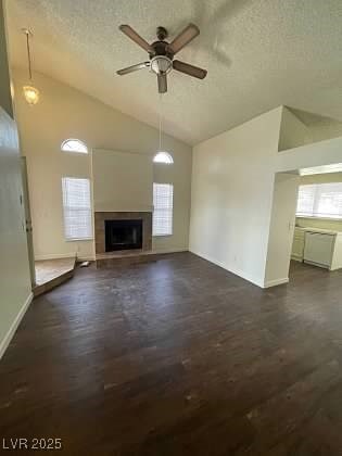 Building Photo - 372 Rushing Creek Ct