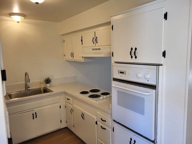 Building Photo - 3351 E Andy St