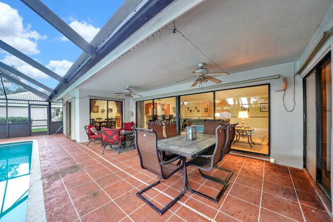 Building Photo - 8633 Vista Del Boca Dr