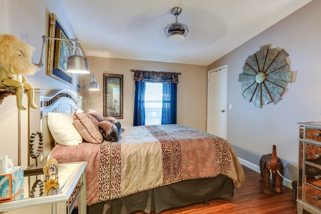 Building Photo - 274 Riverwood Rd