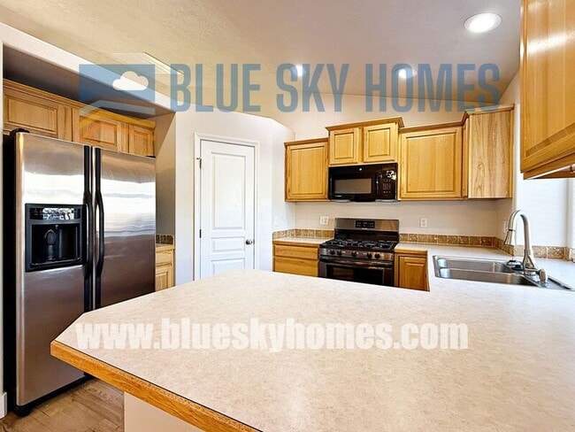 Building Photo - 4916 W McNealy St