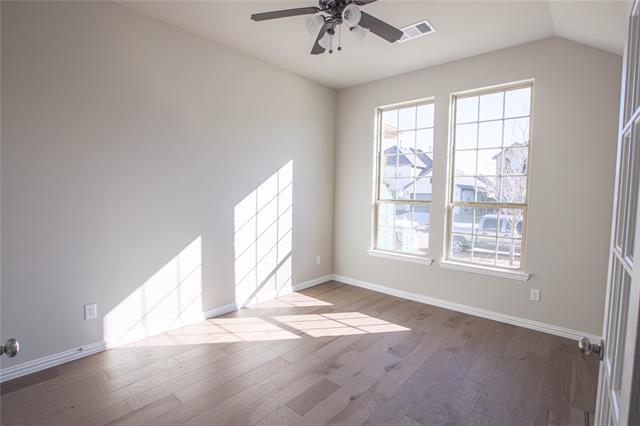 Building Photo - 1708 Daisy Corner Dr