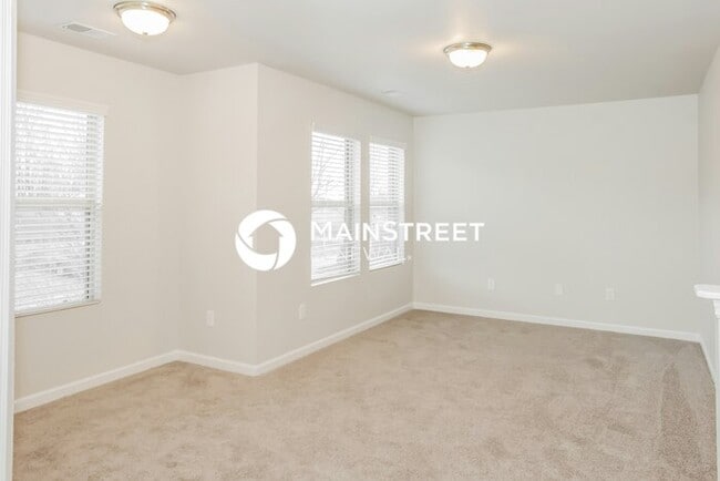 Building Photo - 3 Bedroom Pet-Friendly Home in Meridianville, AL with Main Street Renewal