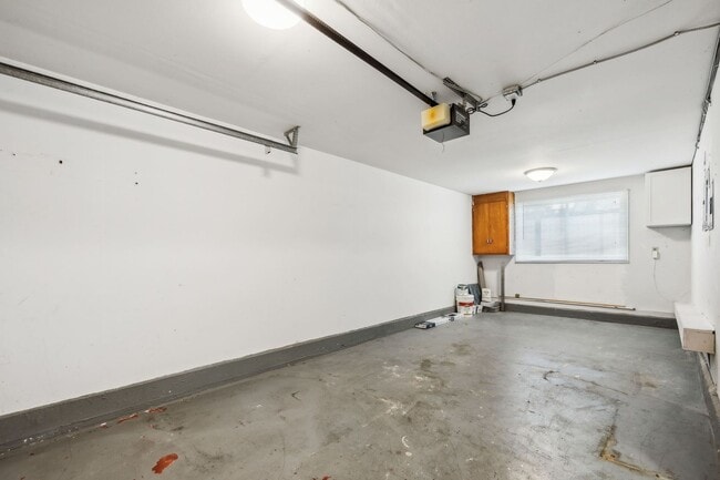 Building Photo - 1618 Fernside Blvd