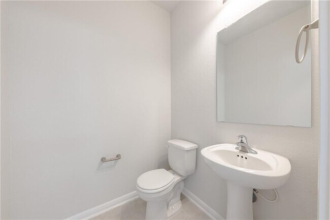 Building Photo - 705 Durness Dr