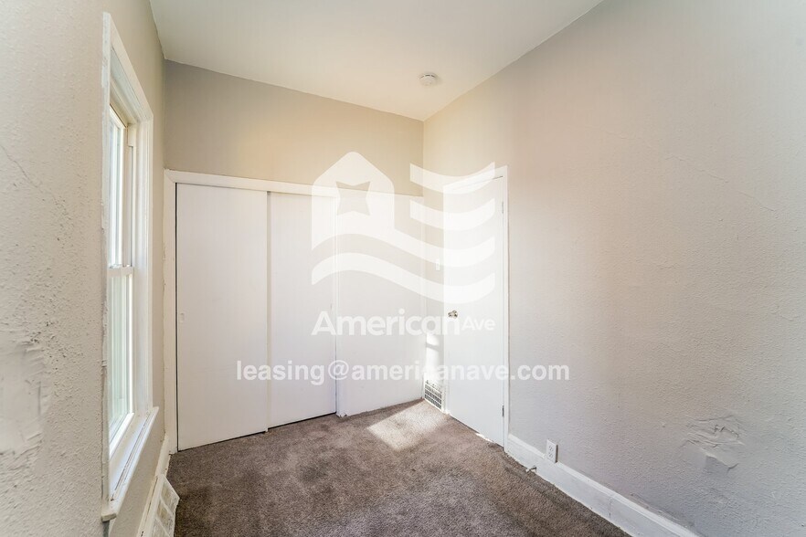 Building Photo - 3113 N 40th St