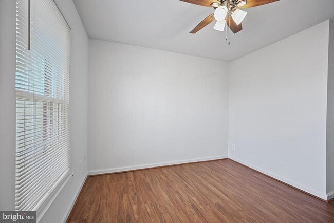 Building Photo - 10104 Sir Reynard Ln