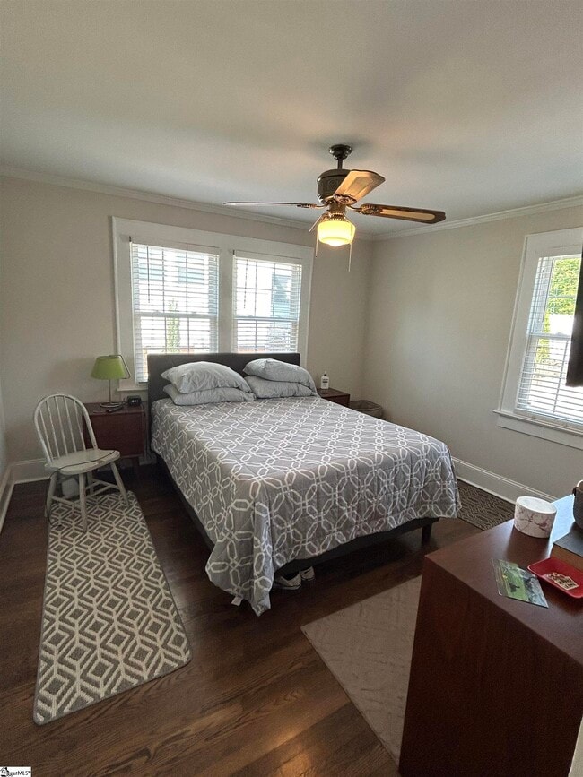 Building Photo - 118 Brookdale Ave