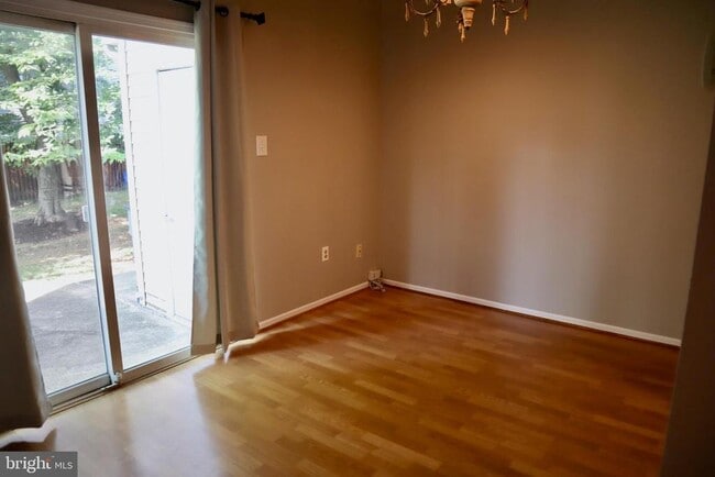 Building Photo - 19 Ohara Ct