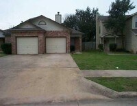 Building Photo - 2605 Alcott Ln