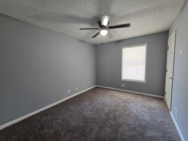 Building Photo - 6752 Willowbrook Dr